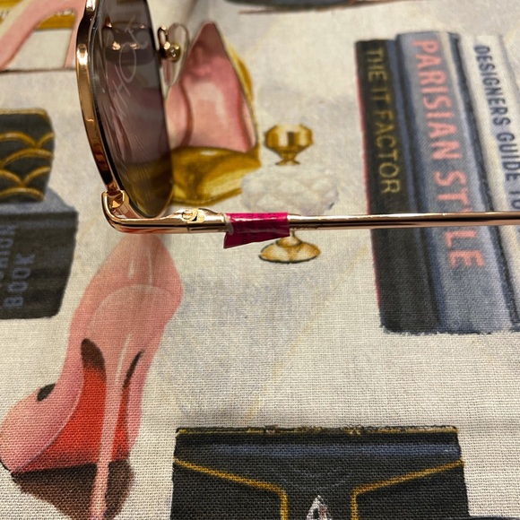 Betsey Johnson ombré aviator sunglasses - Picture 8 of 10